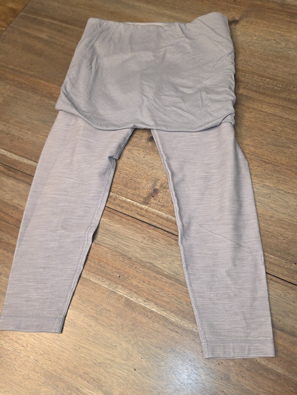 3/20.00. Lululemon Yin To You Skirt Leggings